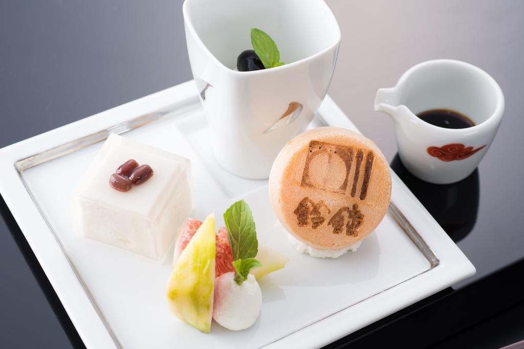 Auberge Suzukane Kōriyama Exteriör bild