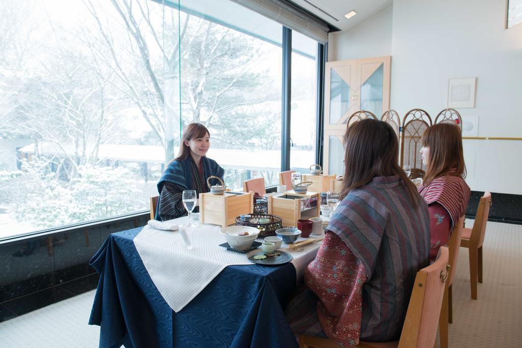 Auberge Suzukane Kōriyama Exteriör bild